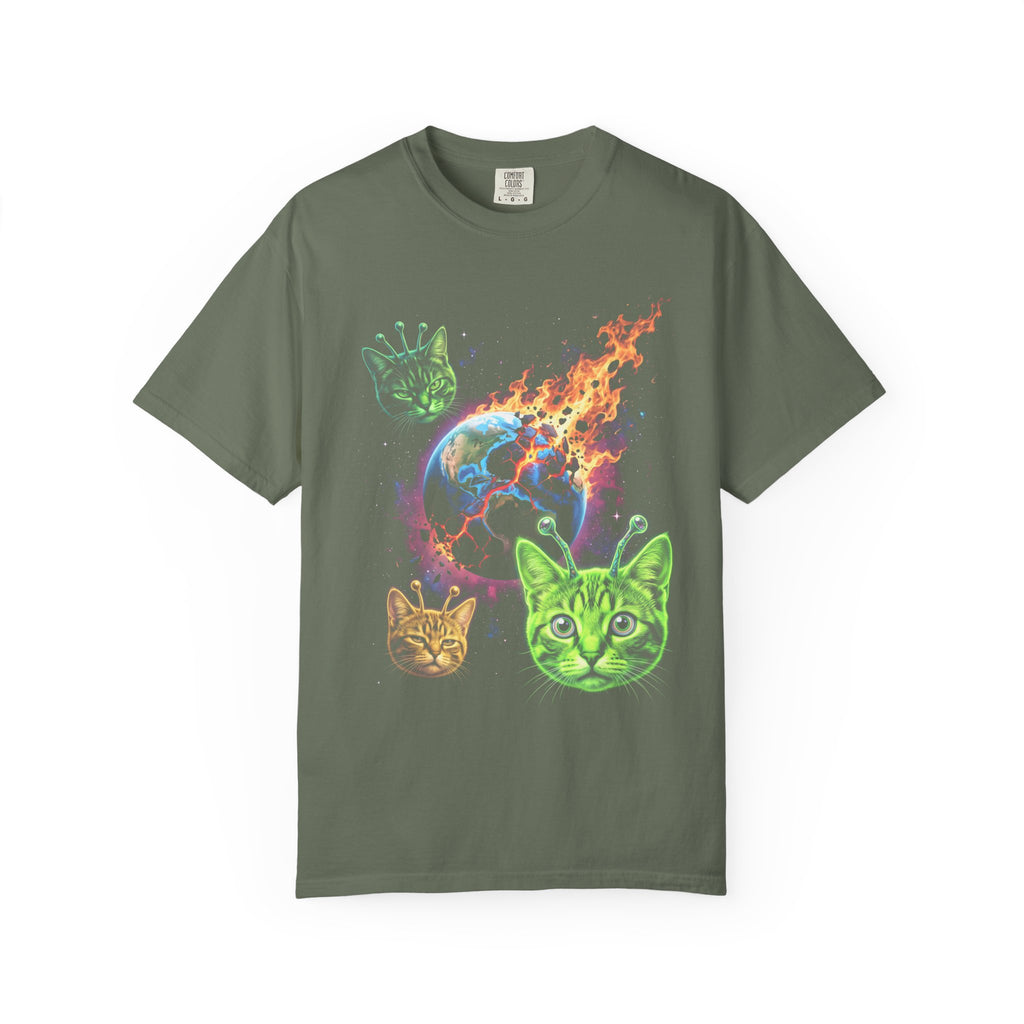 Alien Cat UFO Classic Tee | Mystery Space Art | Bowler Hat