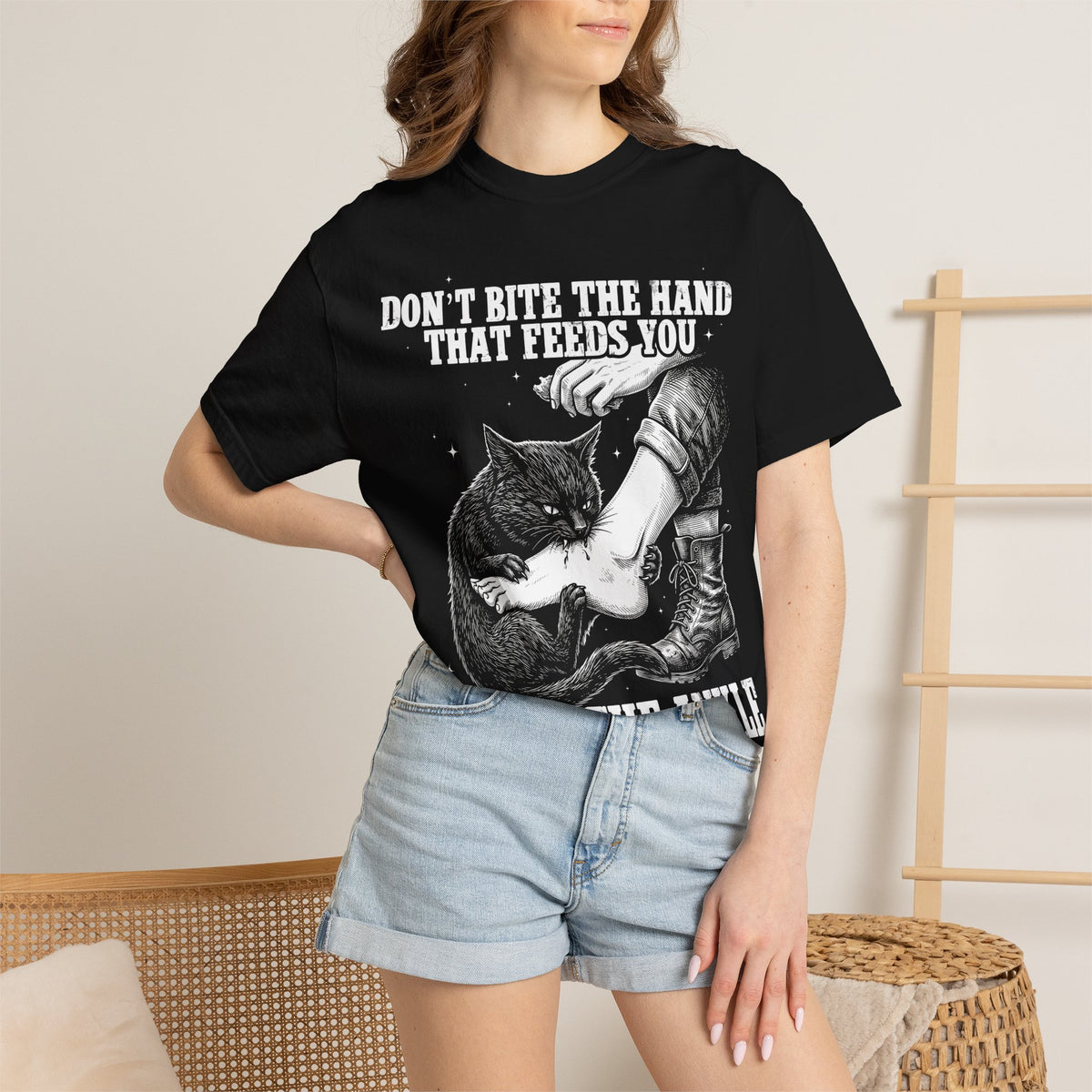 Go For The Ankle Classic Tee | Black Cat Art | Humorous Vintage