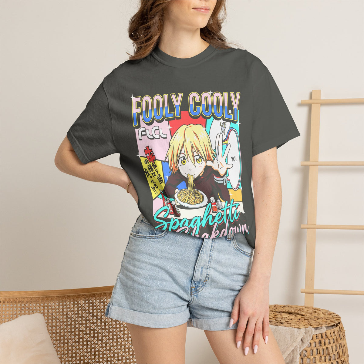 Retro Noodle Lover Classic Tee | Anime Boy | Japanese Gift