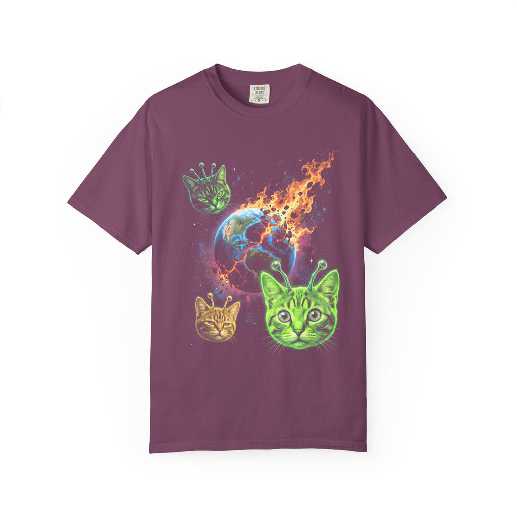 Alien Cat UFO Classic Tee | Mystery Space Art | Bowler Hat
