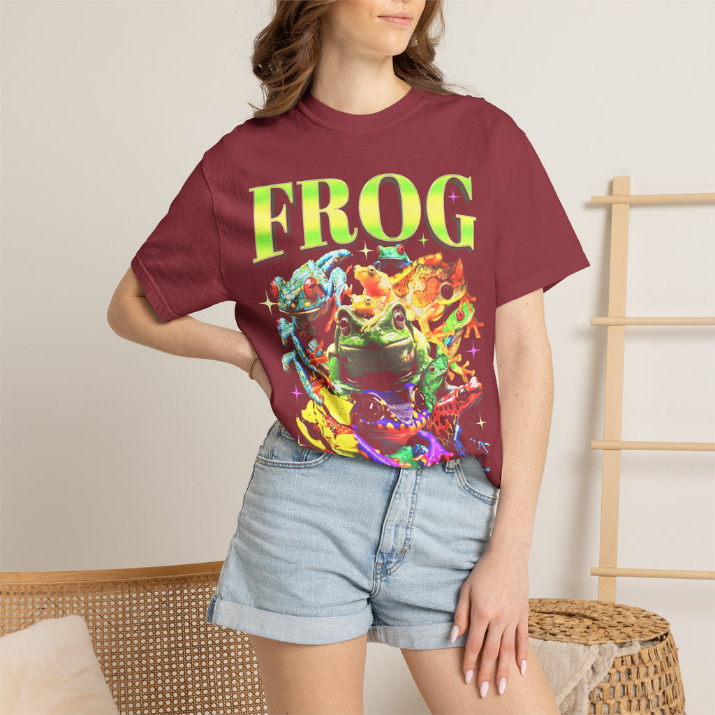 Frog Animal Lover Nature Classic Tee | 90s Vintage Faded