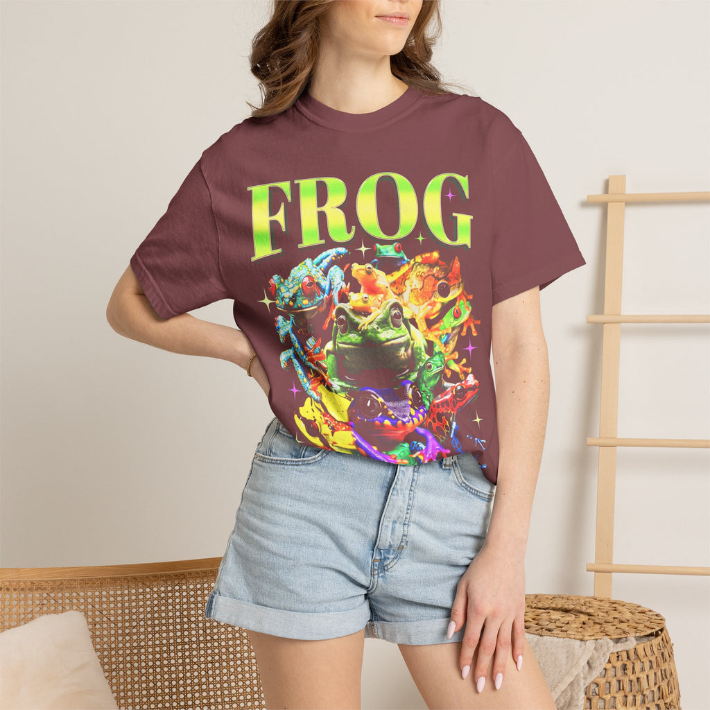 Frog Animal Lover Nature Classic Tee | 90s Vintage Faded