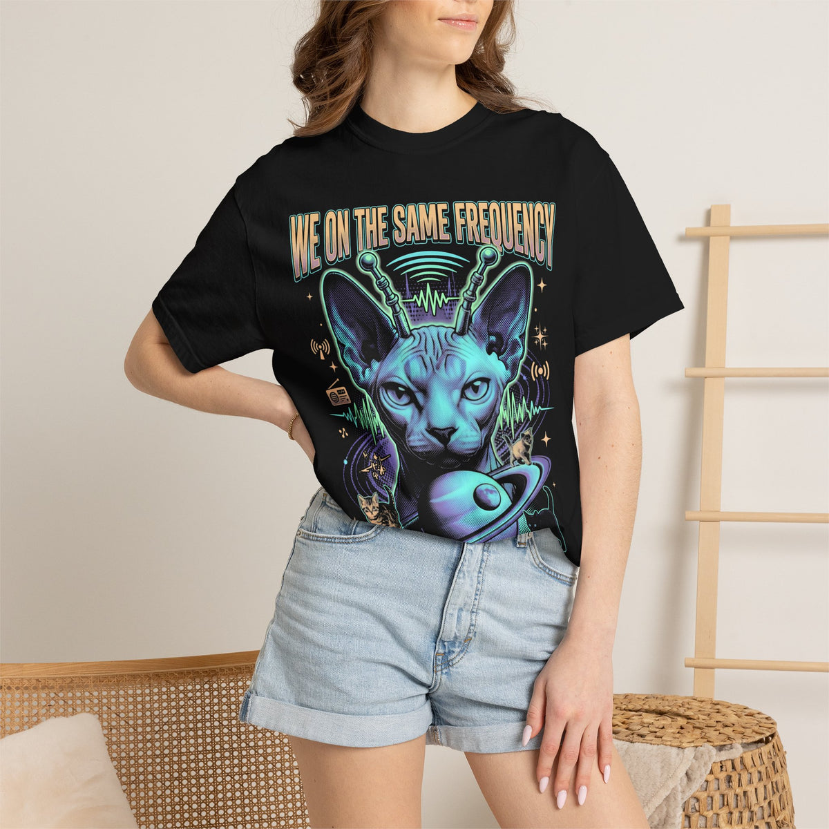 Smudge The Cat Classic Tee | Confused Meme | Occult Art