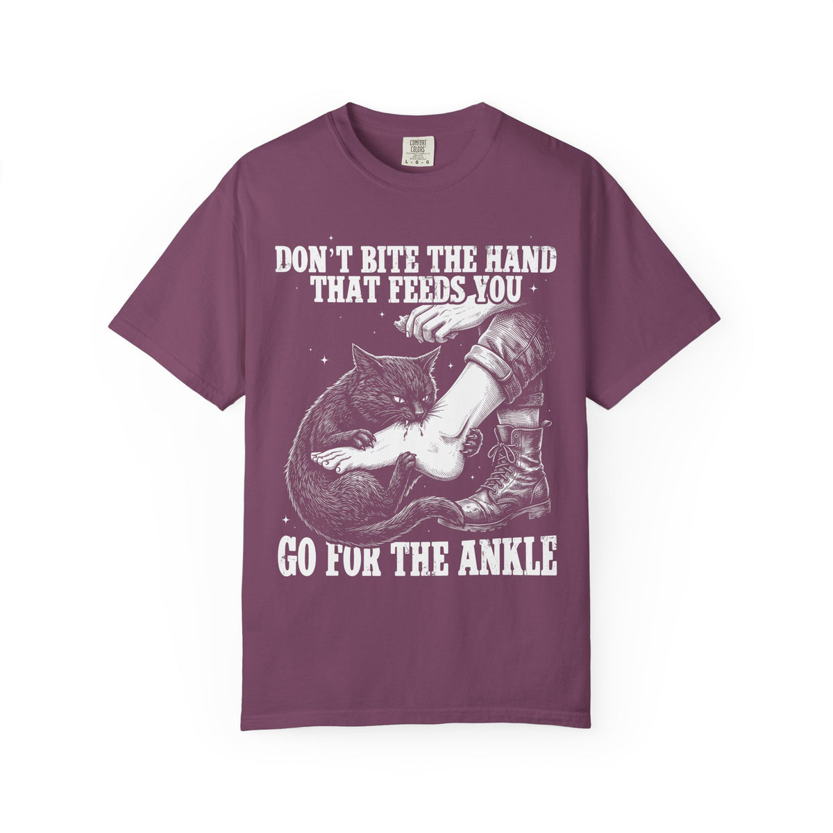 Go For The Ankle Classic Tee | Black Cat Art | Humorous Vintage
