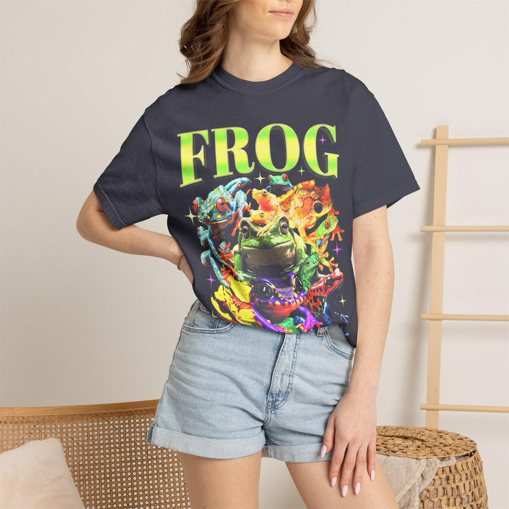 Frog Animal Lover Nature Classic Tee | 90s Vintage Faded