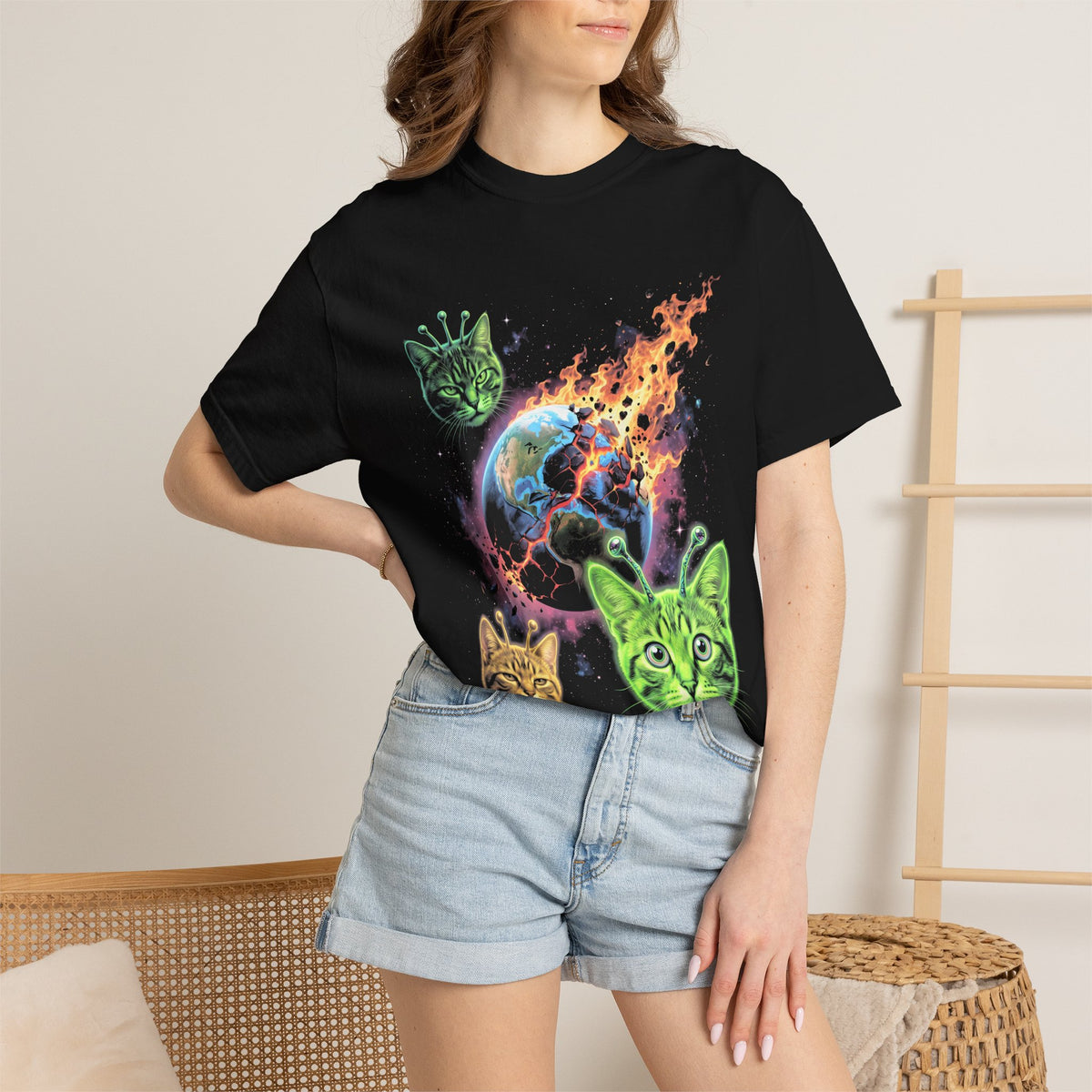 Alien Cat UFO Classic Tee | Mystery Space Art | Bowler Hat